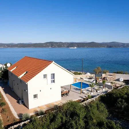 Tamaris Villa *